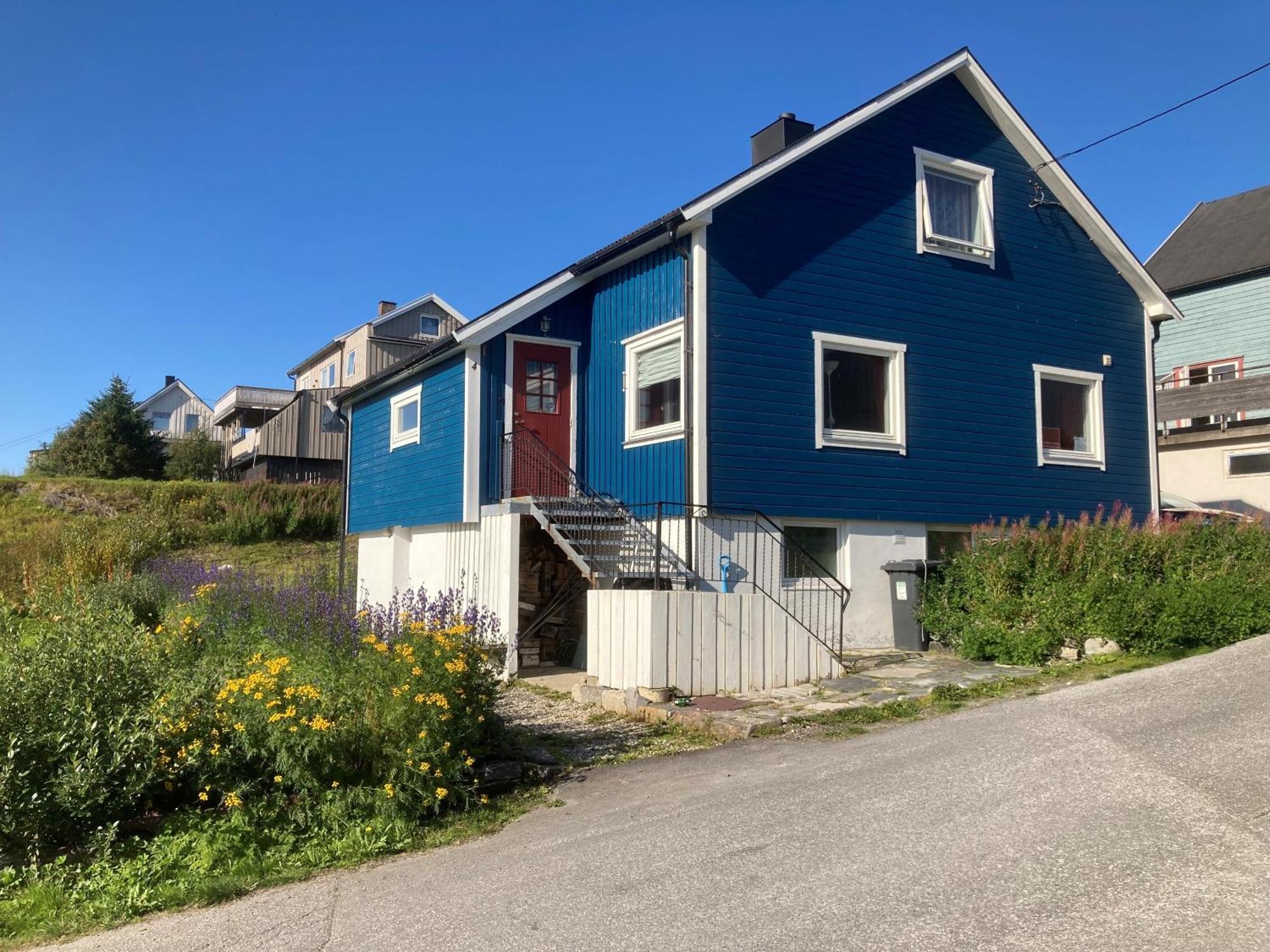 Blue House I At The End Of The World Apartment Mehamn Ngoại thất bức ảnh